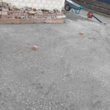 Parkplatz schottern